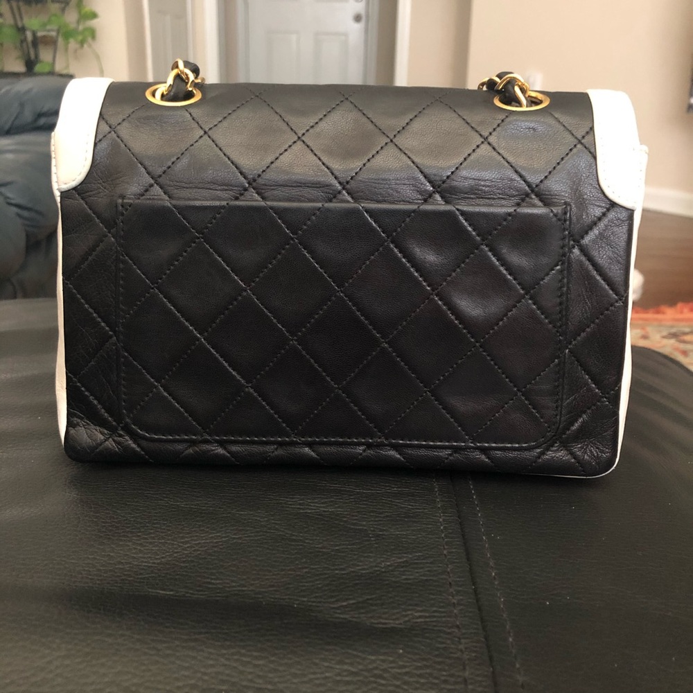 SOLD**Chanel Classic Vintage Two Tone Flap Bag - Picture 2 of 15